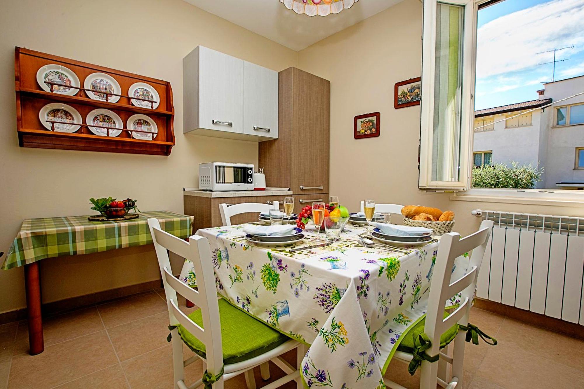 Villa Mimosa - Appartamento 2 - Happy Rentals Desenzano del Garda Exterior foto